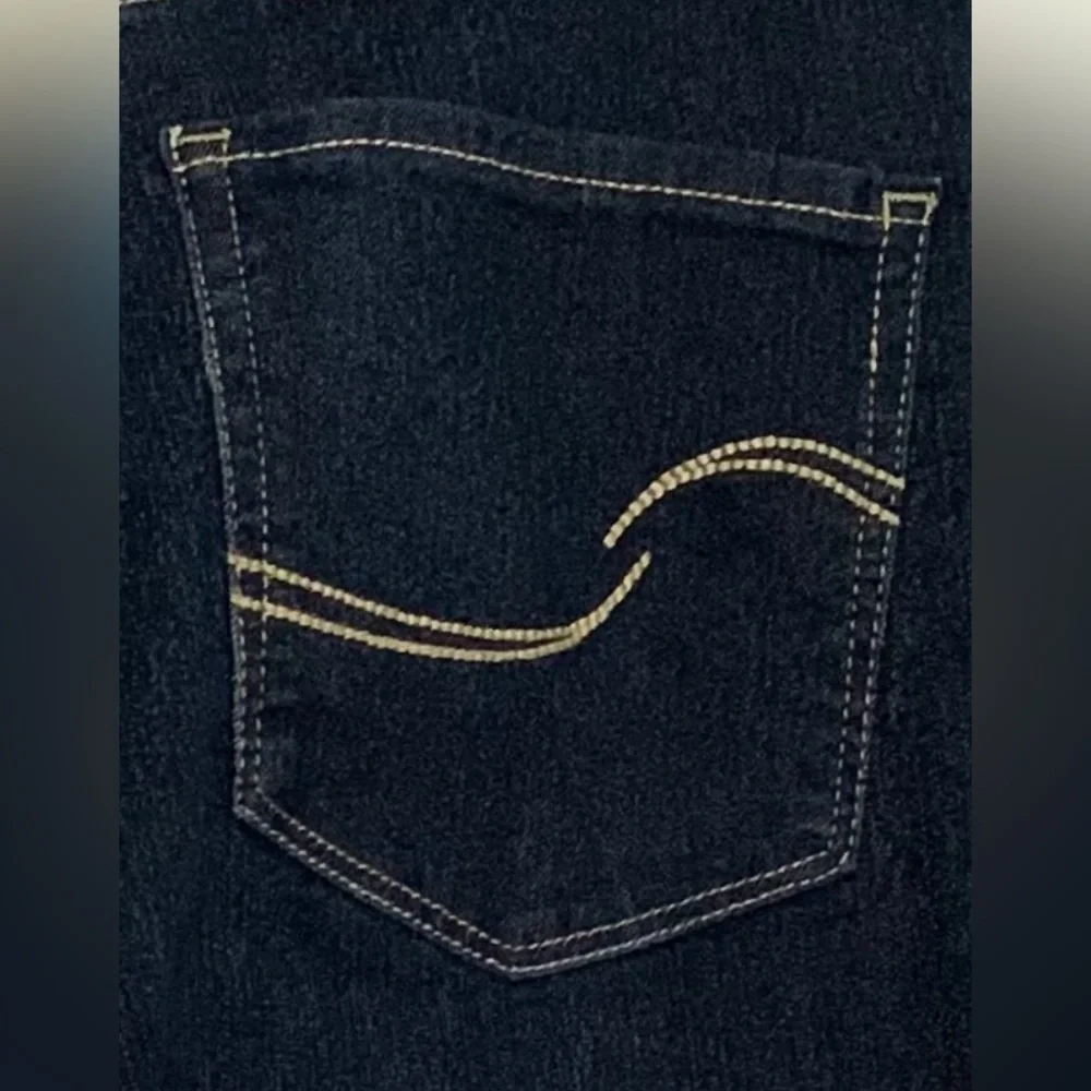 Levi's Women's Indigo Jeans - Picture 4 of 4